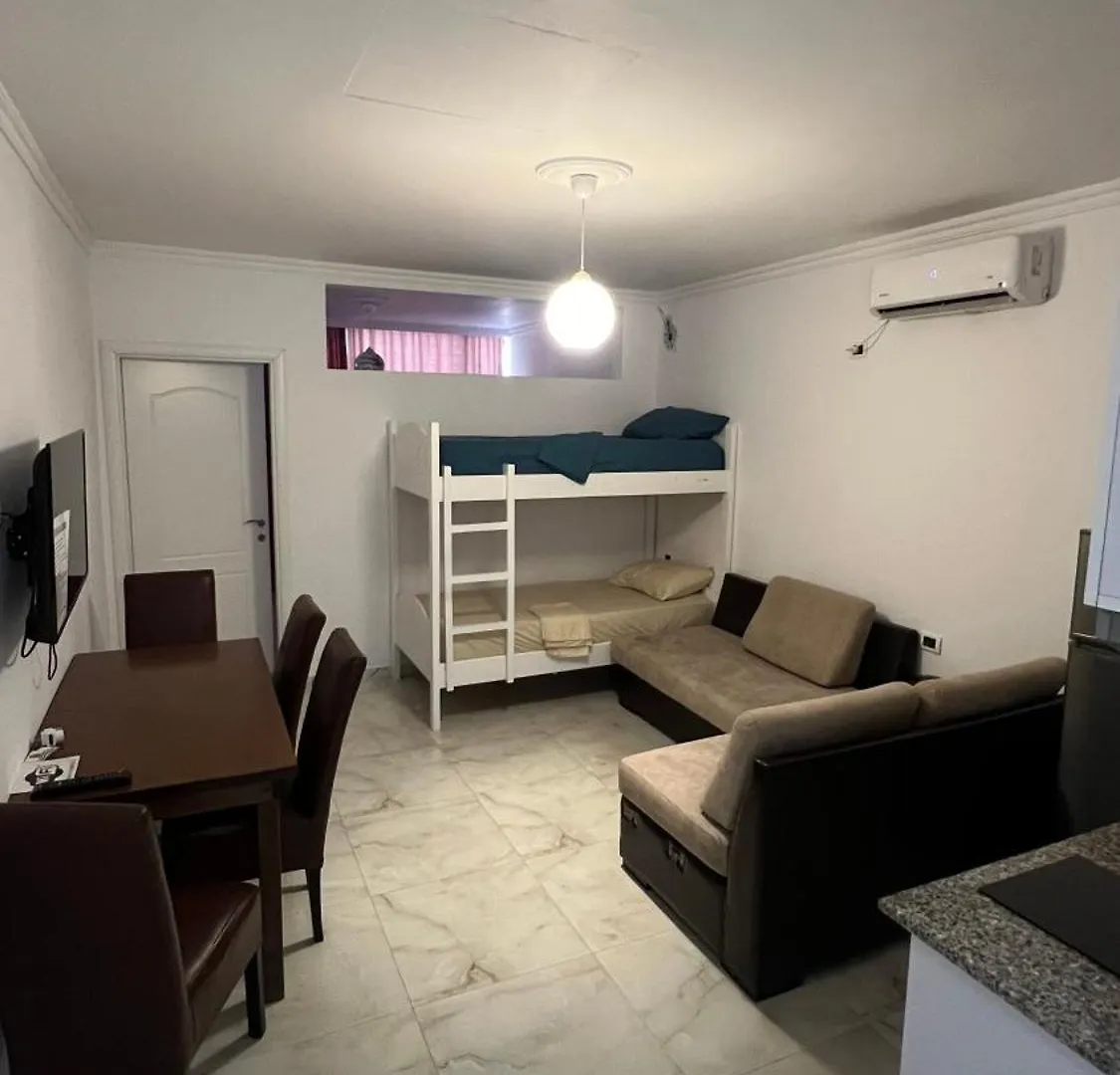 Hotel Hafuzi Durres